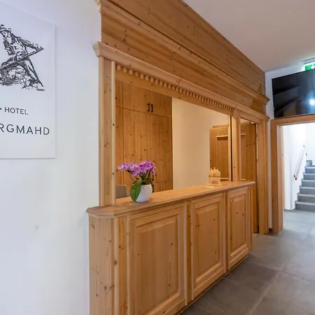 Bergmahd Hotel